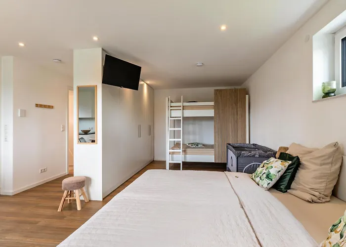 Studio 3 Parkside Apartments